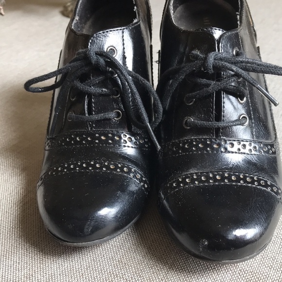 Black “Tuxedo” Heels 7.5M Merona - Picture 3 of 7